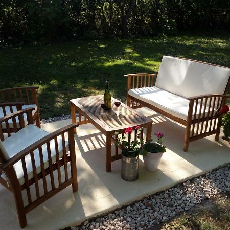 Chalais  Le Fagnard Bed & Breakfast エクステリア 写真