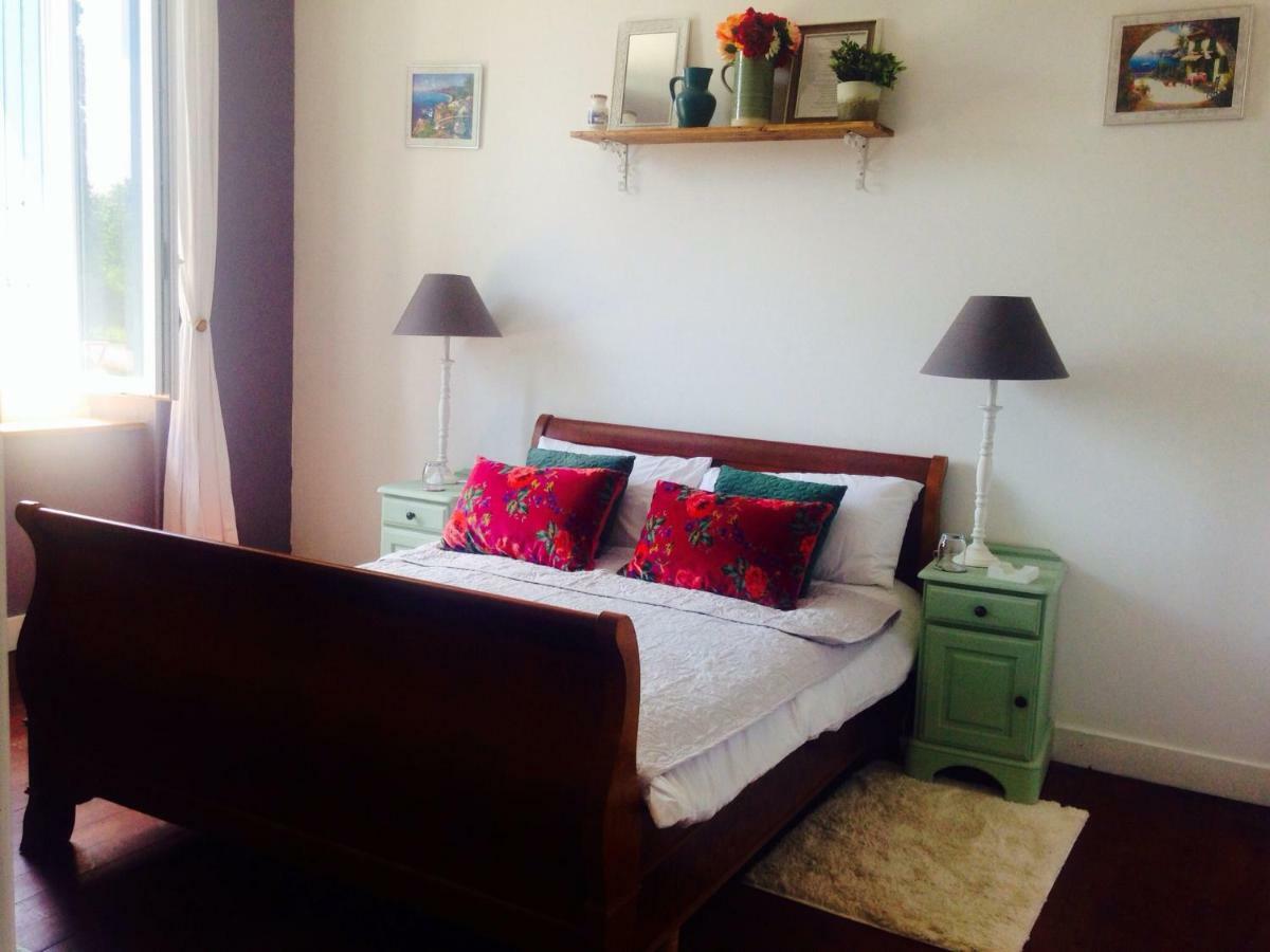 Chalais  Le Fagnard Bed & Breakfast エクステリア 写真