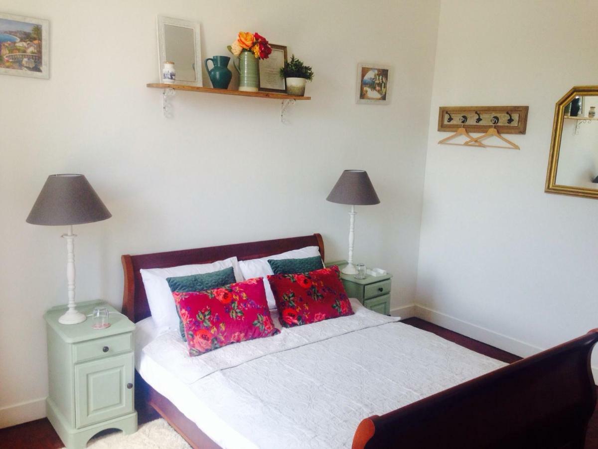 Chalais  Le Fagnard Bed & Breakfast エクステリア 写真