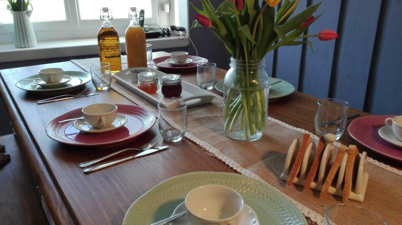 Chalais  Le Fagnard Bed & Breakfast エクステリア 写真